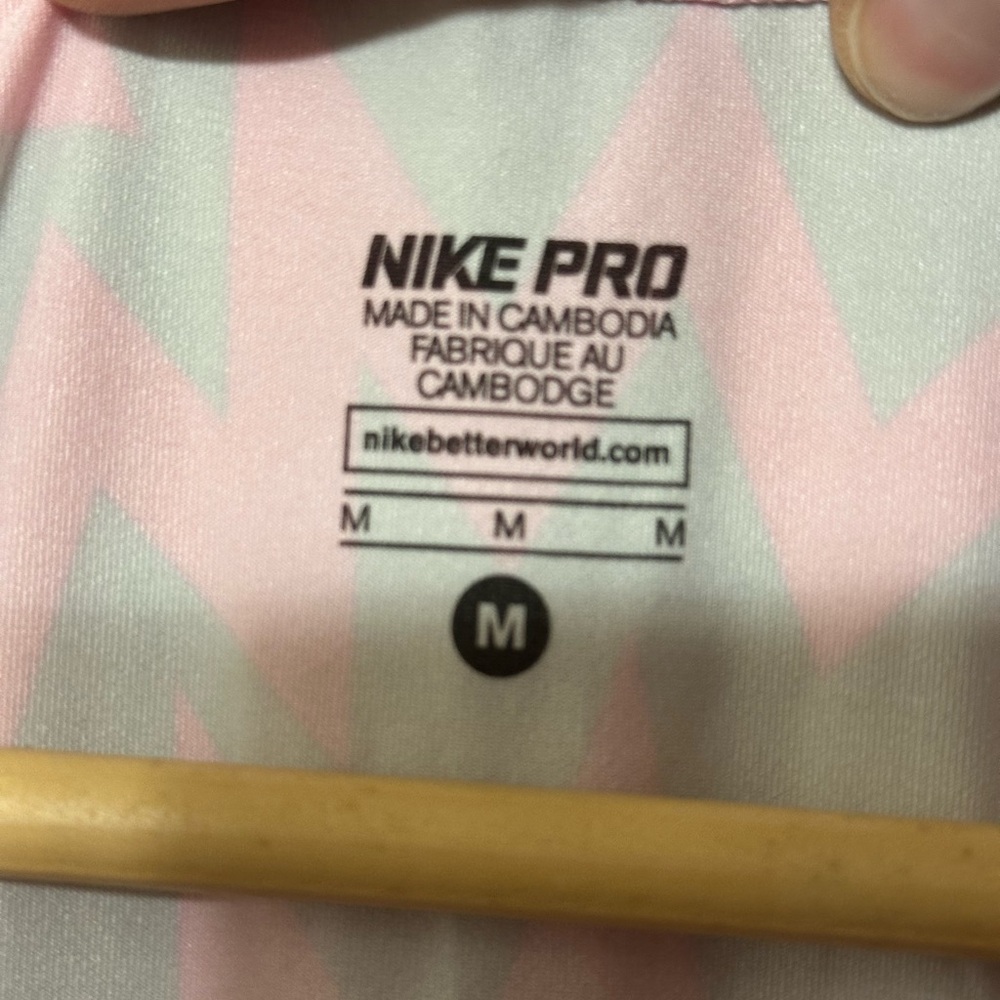 Nike‎ Pro Tank Top - Picture 2 of 6